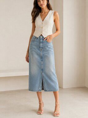 NWT Express Light Wash Denim Midi Skirt Casual Chic Size 14